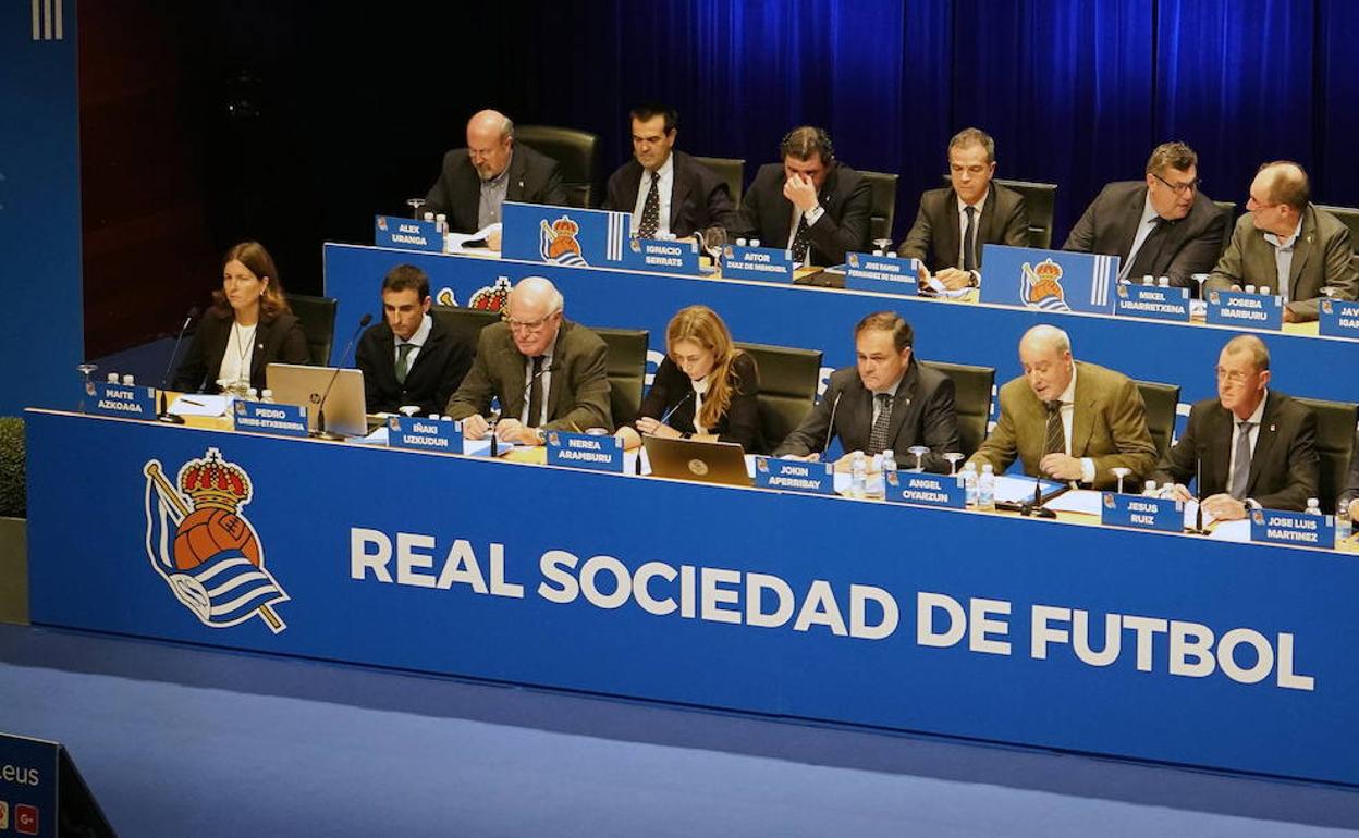 Sigue En Directo La Junta De Accionistas De La Real Sociedad El